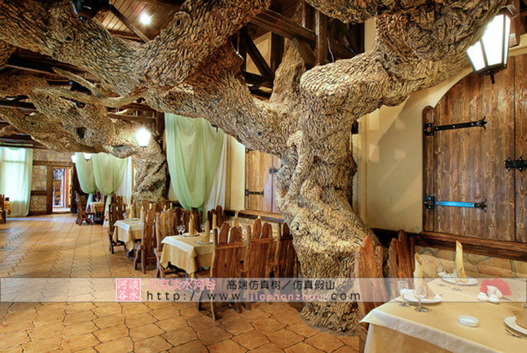 生態(tài)餐廳適合哪些仿真樹類型？生態(tài)餐廳仿真樹用什么材質(zhì)好？
